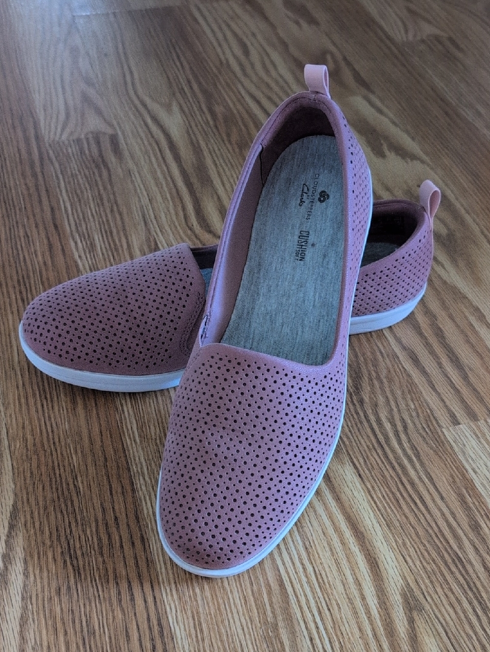 Clarks Cloudsteppers Perforated Slip-On Flats in Dusty Rose